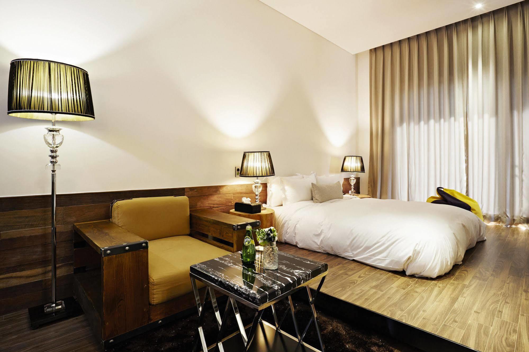 Chungbuk Inno City Namoo Hotel Eumseong Екстериор снимка